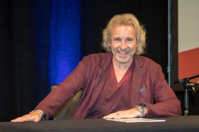 Thomas Gottschalk in einem Radio-Studio